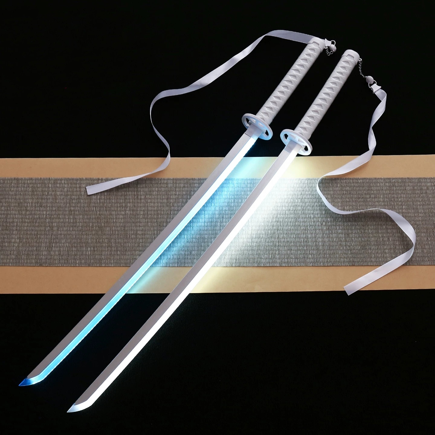 40inch Glow Bleach Katana Led  - Anime Cosplay Katana ulasan dan harga